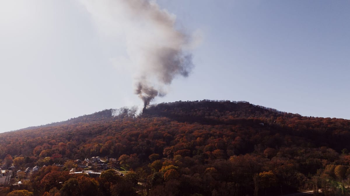 Barcelona wildfire in Collserola stabilised after evacuations
