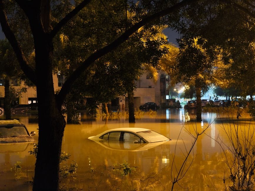 Allerta rossa dalle 18: scuole chiuse ad Aldaia e Torrent