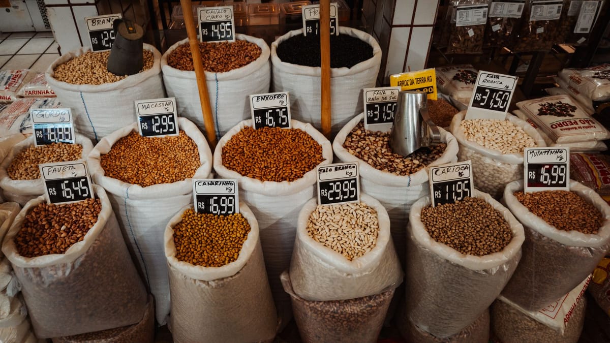 Baby dies after choking on beans in family shop in Jaén