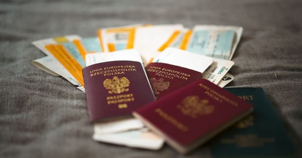 Renouveler ses papiers français depuis Valencia : passeport, carte d'identité, permis