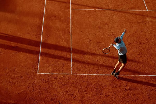 Dónde jugar al tenis en Valencia: pistas, clubes y niños