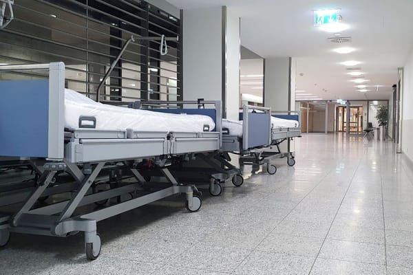 L'ospedale di Dénia taglia l'attesa chirurgica a 86 giorni